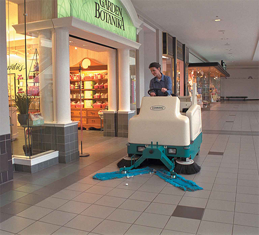 6200 Compact Ride-On Sweeper alt 4
